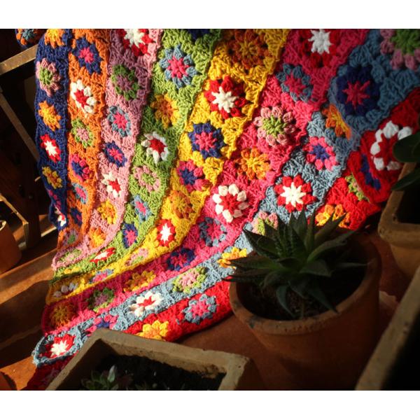 Y-F 80*60 Handmade Crochet Striped Daisy Wool Coffee Table Cloth Blanket Floral Leisure Vintage Sofa Blanket