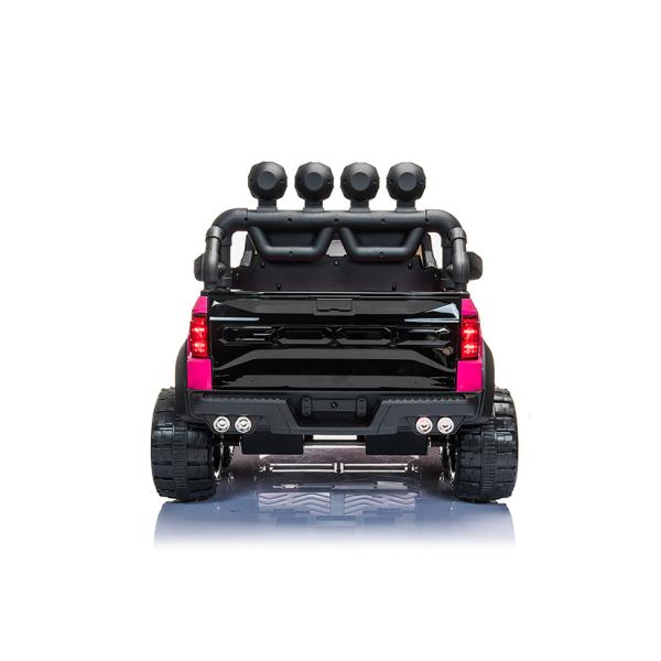 Six Wheels Suspension Kids Electric UTV With Lights On Windshield 21kg