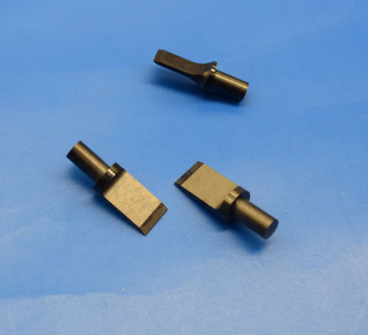 High Hardness 95% ZrO2 Zirconia Oxide Zirconia Ceramic Blade Cigar Cutter