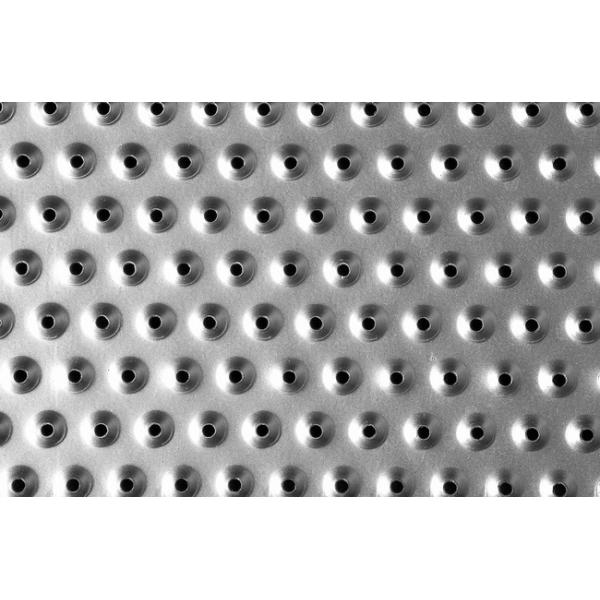 Anti Skid Galvanized Steel Stair Treads Diamond Grip Flame Retardant