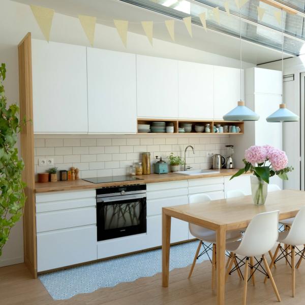 Waterproof Interior White Lacquer Kitchen Cabinet Handless For Apartment