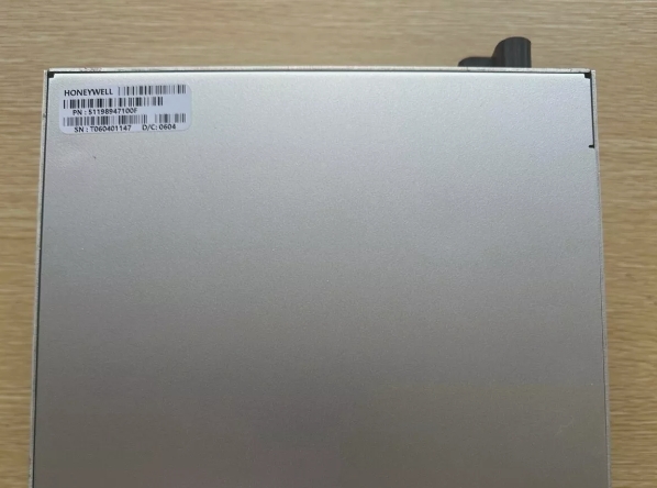 Honeywell ACX631 51198947-100F DCS Power Supply