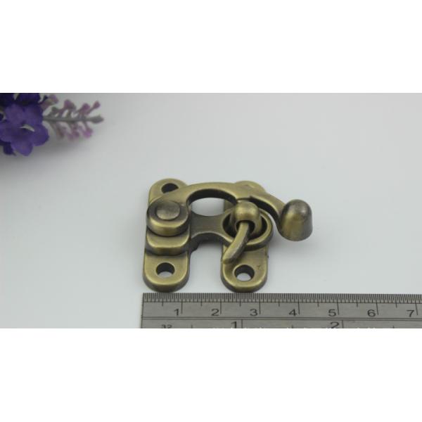 Durable classical hanging brush anti brass color zinc alloy wooden box clip locks