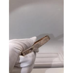 18K Gold Bracelet with Moveable 3 Diamond