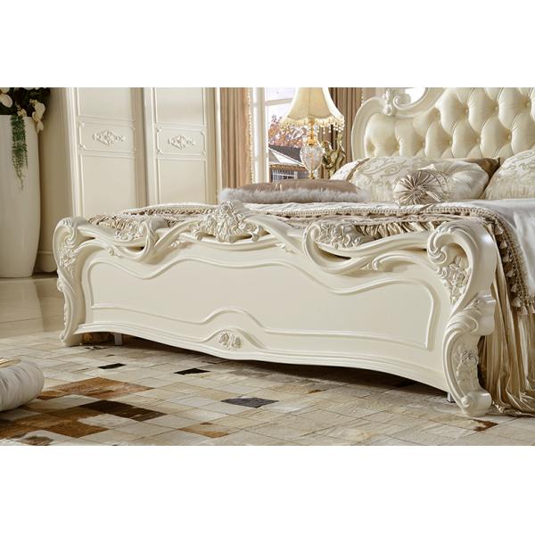 2017 newest Classic French style wooden soft leather bed