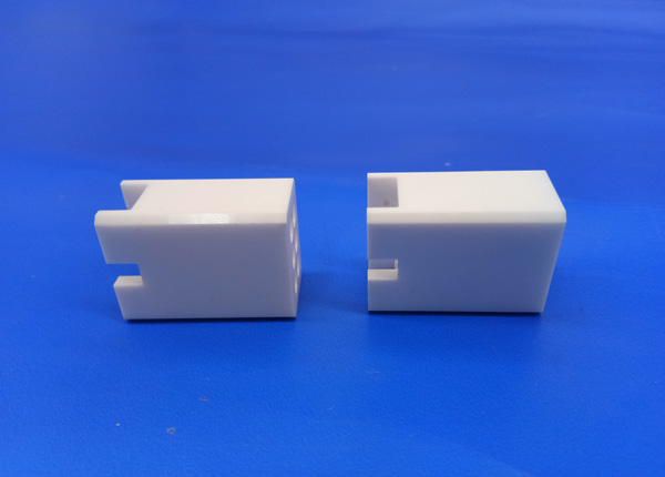 Corrosion and Wear Resistance Zirconia Machinable Ceramic Block in White Color