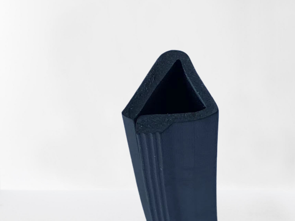 EPDM Black Door And Window Sealing Strip For Customer's Drawings With One Stop Service