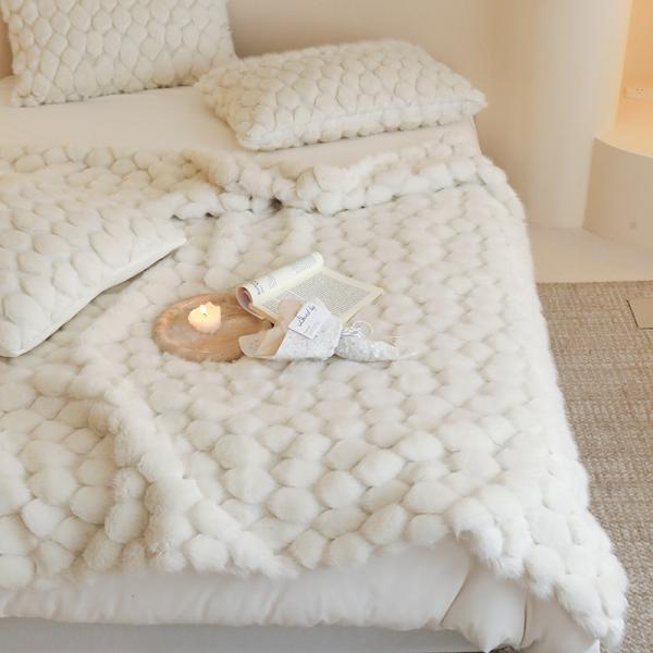 Thickened Warm Cover Blanket Albacore Fur Blanket End Soft Plush for All-Season 1.3kg