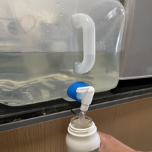 camping water container with spigot