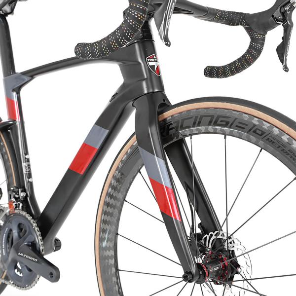 Super Strength T1000 Womens Carbon Fiber Road Bike Thru Axle 142mm For Adult