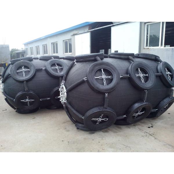 50Kpa 80 Kpa STS Pneumatic Rubber Fender Yokohama Type Fenders With Tire Chain Net