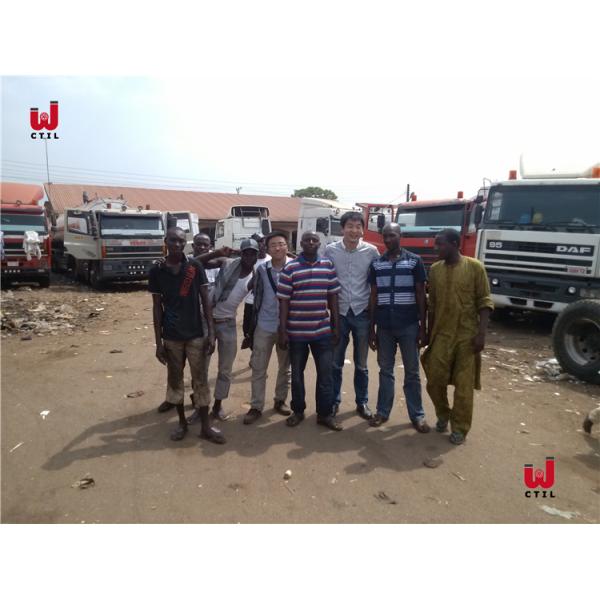 Euro 2 Concrete Mixer Truck Vehicle 371hp Left Hand Drive