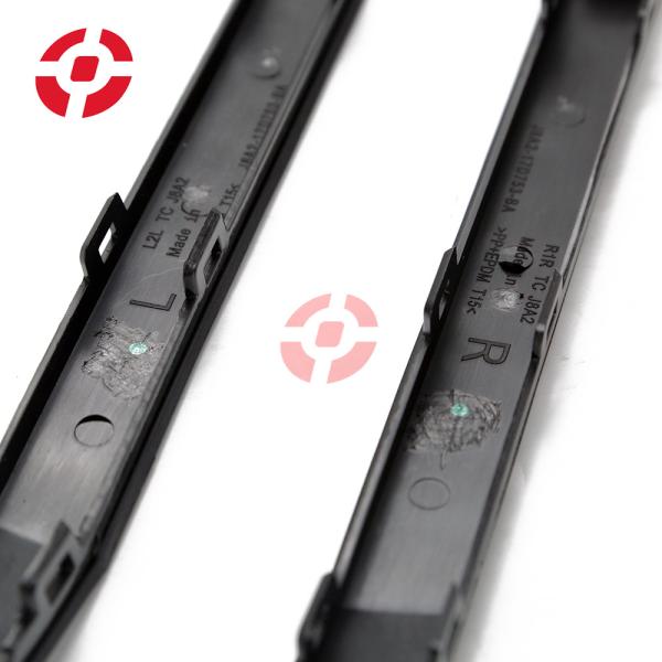 OEM LR093570 LR093571 Car Parts REAR BUMPER LAMP STRIP FOR RANGE ROVER VELAR