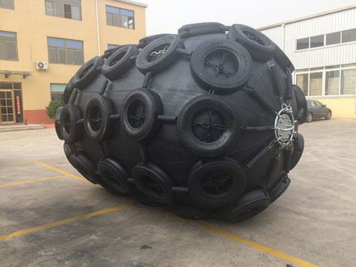 6500mm Length Reinforced Pneumatic Rubber Fenders For Ship High Pressure