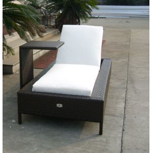 Folding Beach Lounge Chair , Outdoor Garden Wicker Chaise Lounge