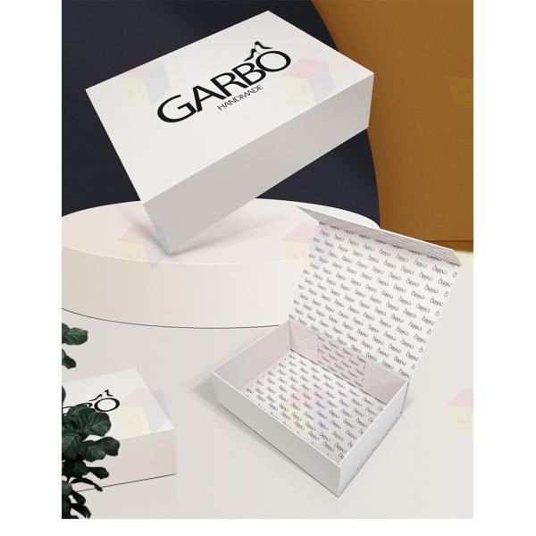 Luxury Custom Brand Clothing Paper Cardboard T Shirt Packing Boxes Magnetic Folding Closure