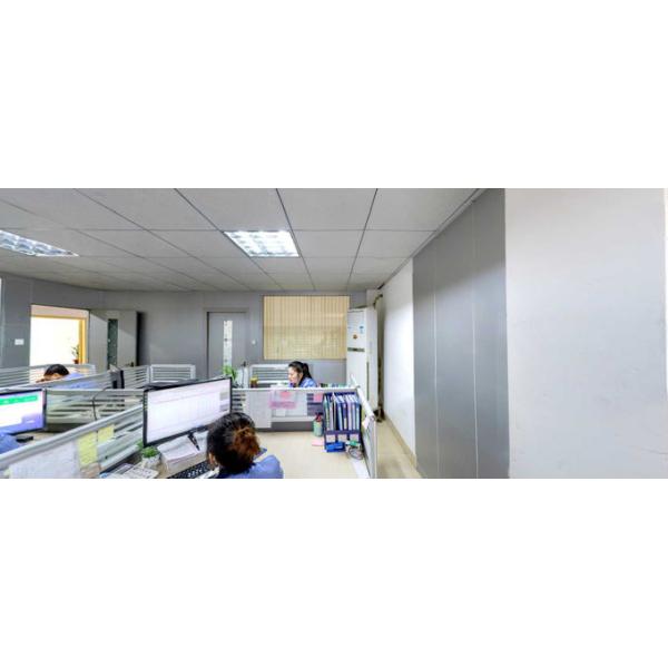 ISO9001 A Grade Non Woven Topsheet Disposable Pet Diapers For Dogs