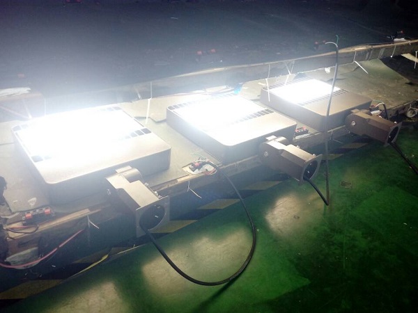 Samsung 3535LED Shoebox Light LED Parking Lot Light 80W 100W 120W 150W 200W 300W 400W 500W with Meanwell driver