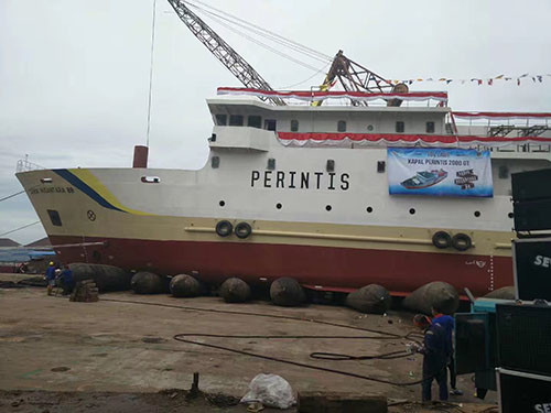 Anti Explosion Marine Rubber Airbag Customized 0.19MPa 0.75MPa