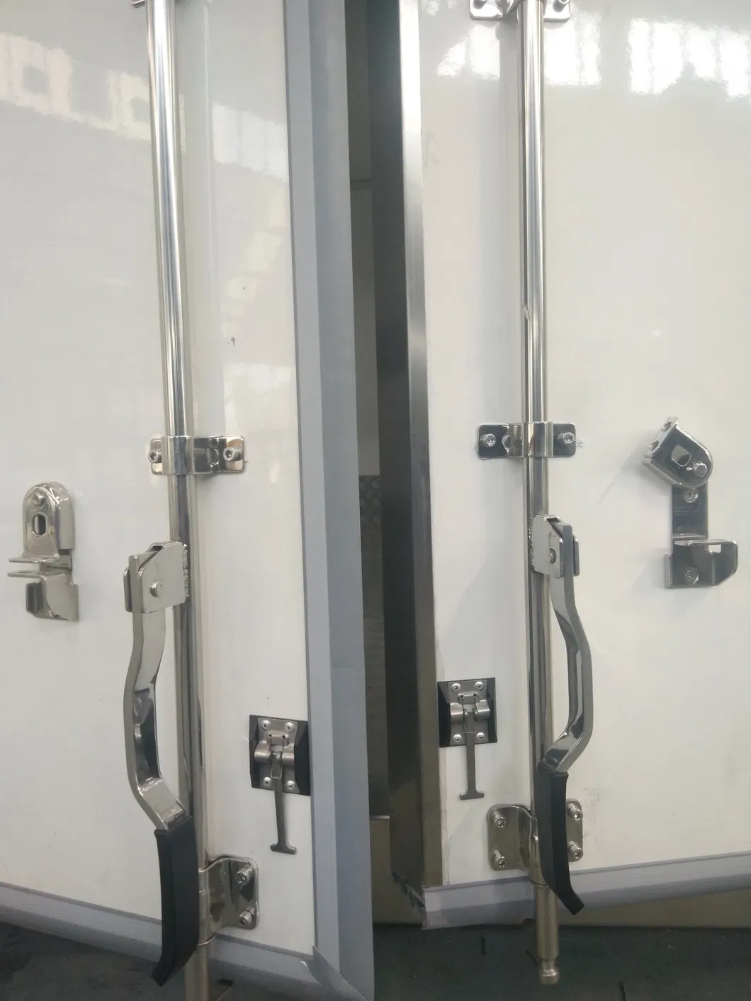 Custom Refrigerated Truck Box 150 Sets Monthly High Strength FRP