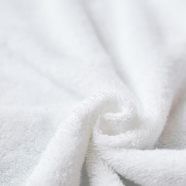 White Hotel Towel Set Hotel Bath Towel Face Towel For Spa Plain Dyed Compressed