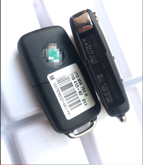 Skoda 3 Button Flip Car Remote Key 3t0 837 202 H Id 48 Chip 433 Mhz