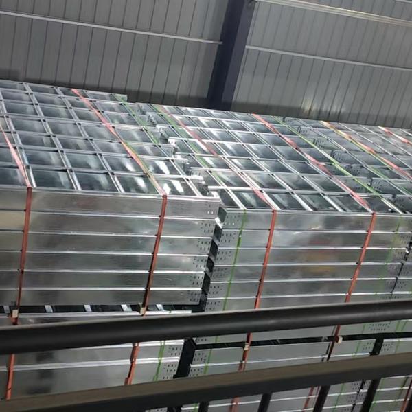 50mm-200mm Ladder Type Cable Tray Wall Mounted For Maximum Space Utilization