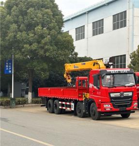 Cheap DONGFENG 20 Tons Heavy Duty Straight / Folding Arm Crane Truck wholesale