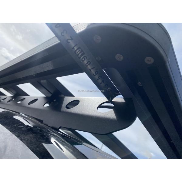 4x4 Vehicle Exterior Accessories Aluminum Roof Rack with High- and Powder Coating Surface