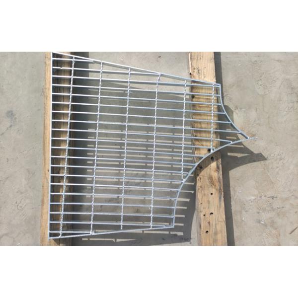 ANSI NAAMM Safety Galvanised Steel Walkway Grating Fan Shaped