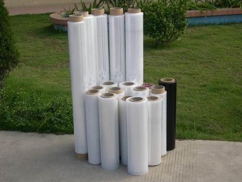 Quality Packing Film Roll plastic cling film as your request design for sale