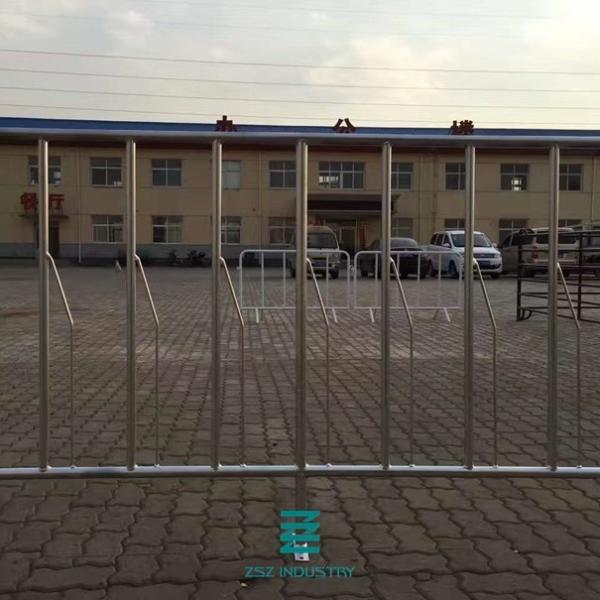 Cow Barrier Hot Dipped Galvanized Steel Fence Welded Fence Panels Rectangle Shape