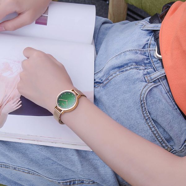 Steel Band High End Quartz Watches Ladies With Starry Sky Dial And Mesh Strap