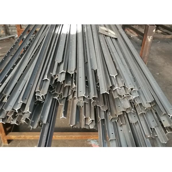 Steel Material Painted Y Fence Post Straight Shape For Protection Forestry Source