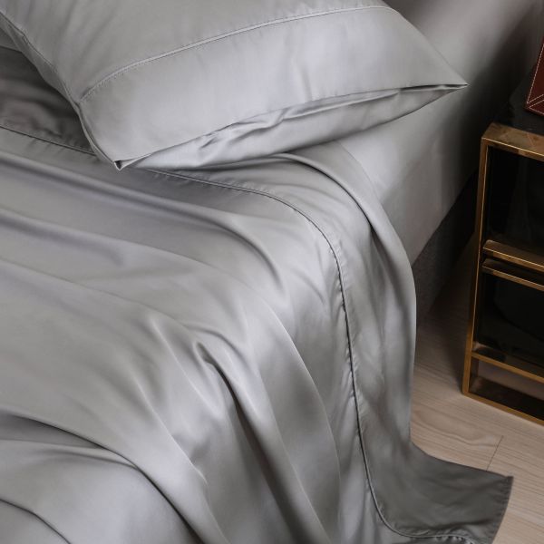 100% Polyester Fibre Soft Woven Bedding Set Luxury Comforter Sets Brushed Microfiber