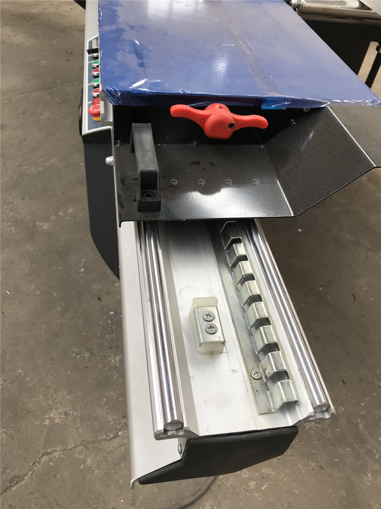 850kg Precision Panel Saw Wood Sliding Band Saw 8000r/Min Scoring Sawblade Speed