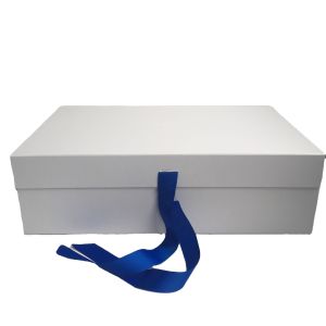 China Large Recyclable 128gsm C1S Paperboard Gift Boxes With Ribbon on sale