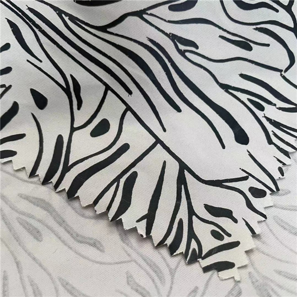 Digital Printed Winter Coat Fabric 75D 75D 120gsm 100 Polyester Waterproof 1.5M