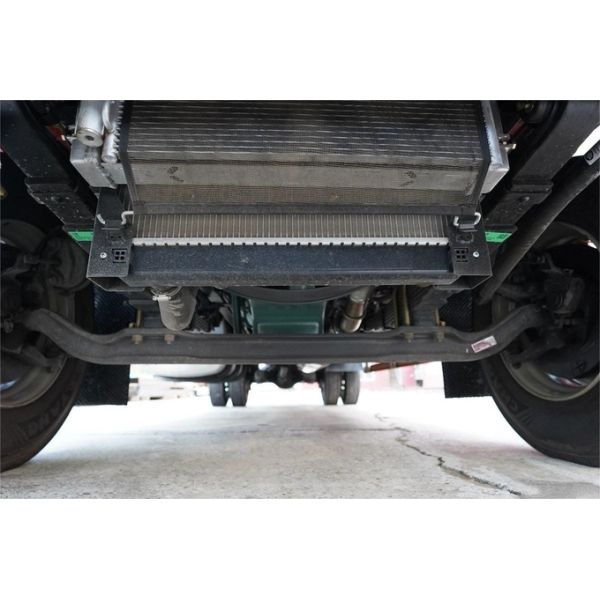 FAW Jiefang Truck Single-Row And Half-Seat 260HP 8-Speed Diesel 4X2 6.75m Fence Truck