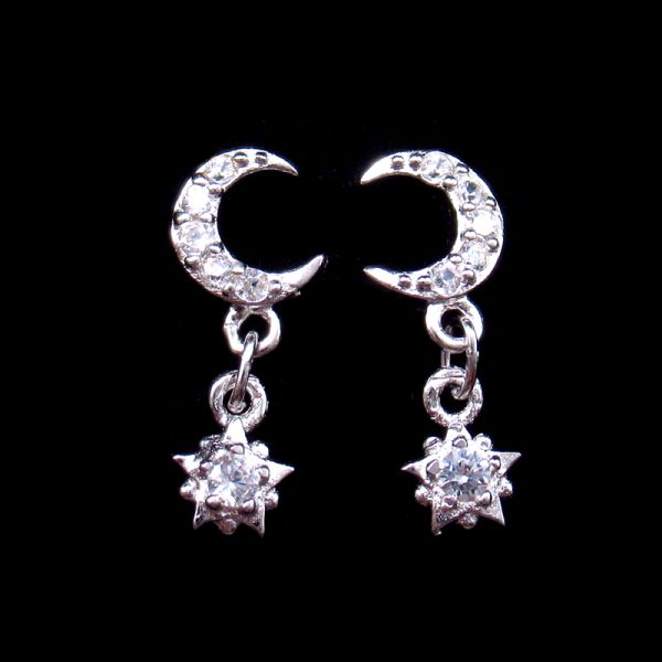 Fashionable 925 Sterling Silver Earrings / Sector 925 Silver Hoop Earrings