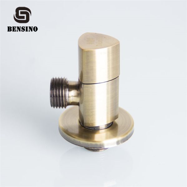 Triangle Right 0.8MPA 15mm Angle Pattern Valve