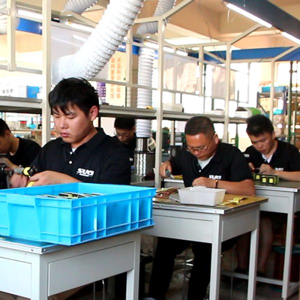 Off Grid Outlet 110V AC input 48V DC PV Power Inverter