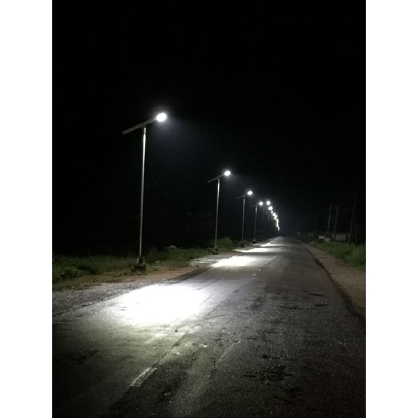 PVMSL-90005897.png High power Municipal Highway Street Lighting Application System High Power Smart Integrated Solar Street Lights.