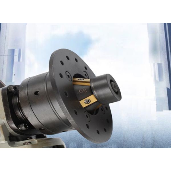 Multifunctional Electric Pipe Beveling Machine Soft Start With 4 Blades