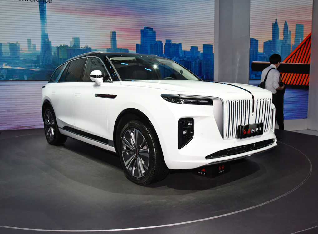 5209*2010*1731mm Size 2023 Hongqi E-HS9 510KM Electric SUV for and Sporty Design