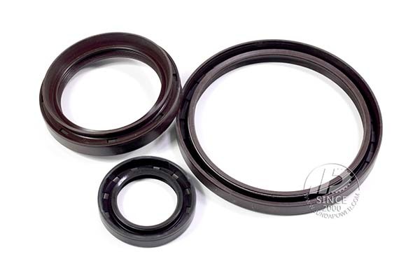 J05E J08E H06CT P11C Excavator Engine Parts Diesel Crankshaft Seal