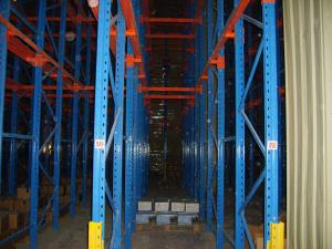 China Q235 / 345 Warehouse Storage Drive In Pallet Racking Drive Through Racks For Cold Room on sale