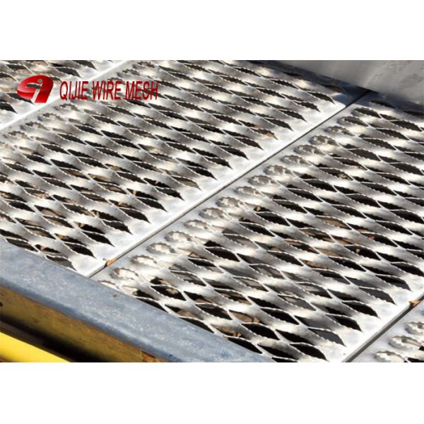 Max 6000mm Grip Strut Safety Grating For Stair Treads Ramps And Decks