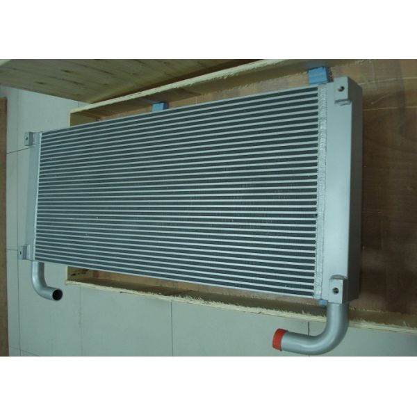 Hyundai R60 R130 R210 R250 R290 R360 Excavator Engine Radiator Cooler 11M8-40012