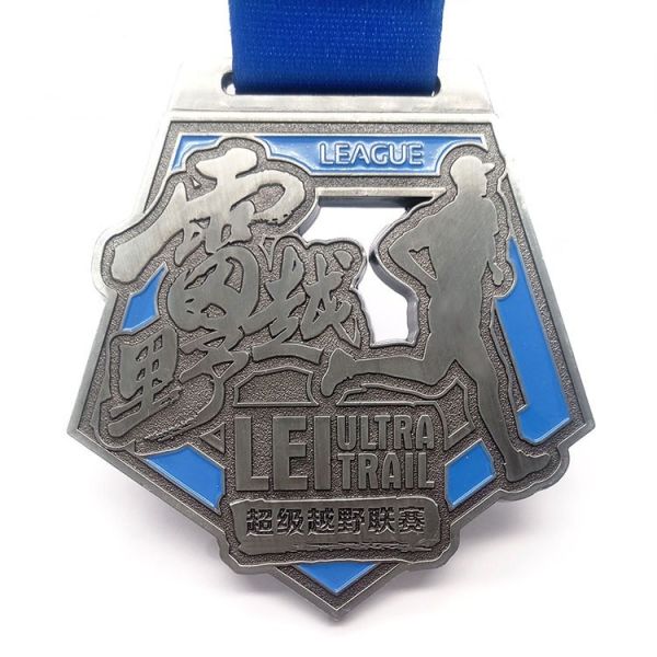 China Manufacture No Minimum Order Custom Souvenir Sport Marathon Finisher Medal Custom